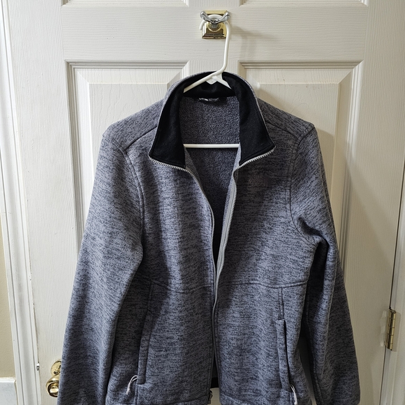 The North Face Women's Gray and Black Ski Jacket - Picture 4 of 8